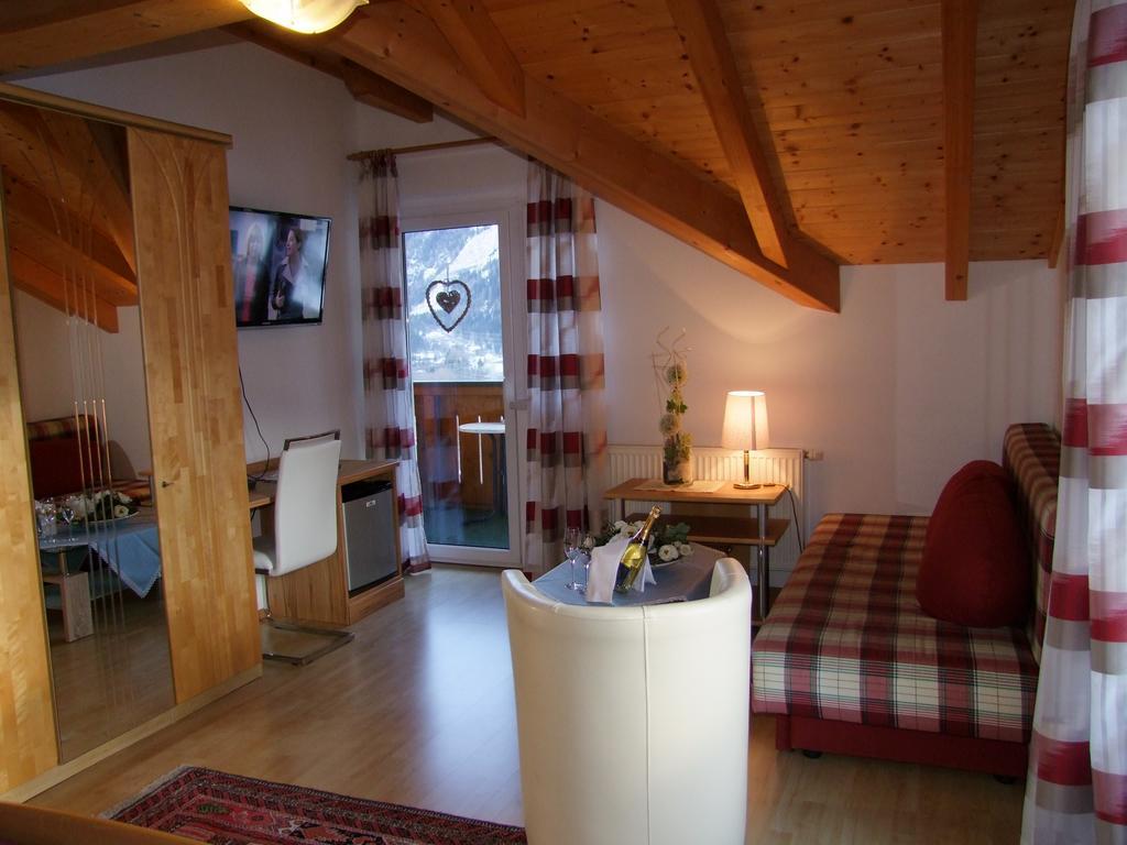 Hotel Gletschermuehle Flattach Bagian luar foto